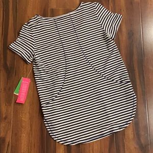 Lilly Pulitzer Tops - 🌴 NWT Lily Pulitzer Luxletic Shirt Lilly Pulitzer Tops - 🌴 NWT Lily Pulitzer Luxletic Shirt